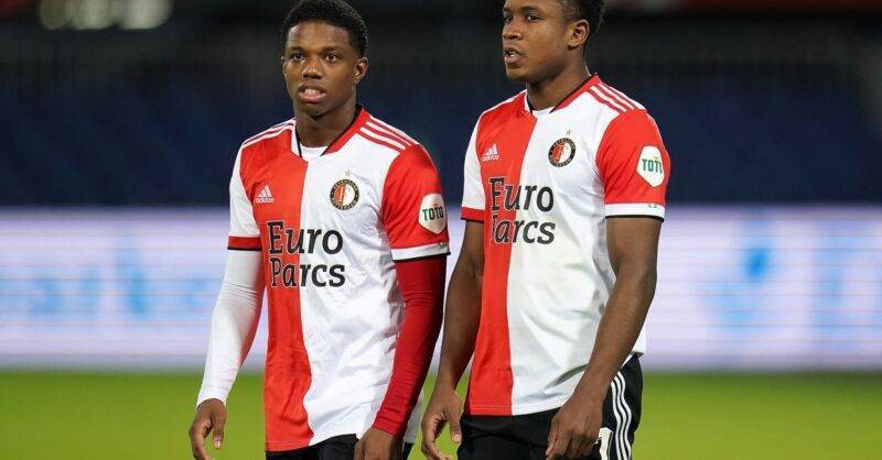 同时在防守 同时在防守