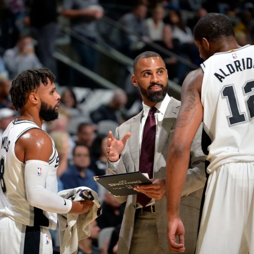 发内线还有 发内线还有